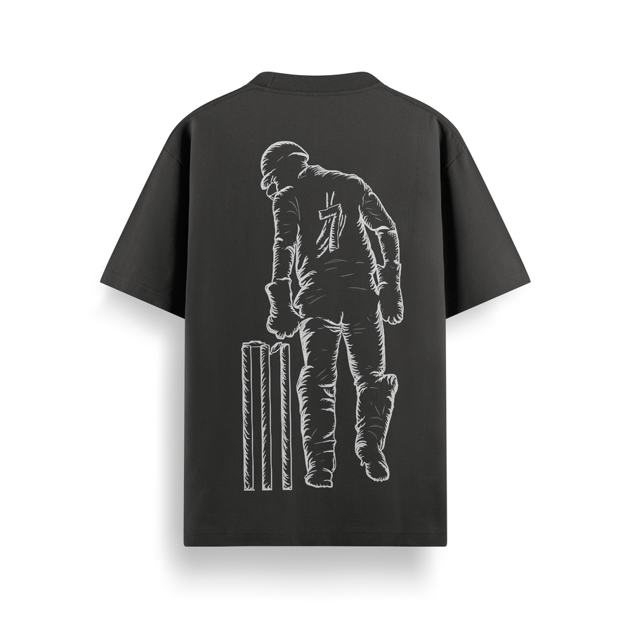 The Silent Finisher 240 GSM Black Oversized Tee